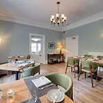 The Leathes Head 3*