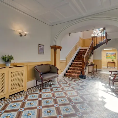 The Leathes Head 3* Borrowdale Valley